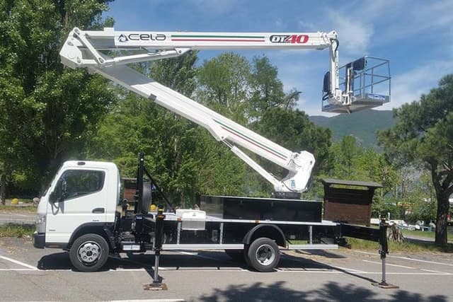 Cela DT Truck 40 autohoogwerker Cela DT Truck 40 autohoogwerker voor werkzaamheden op hoogte