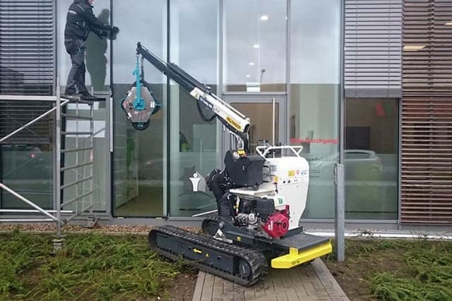 Robby 900 glaszuiger Robby 900 glaszuiger voor het tillen en monteren van glas