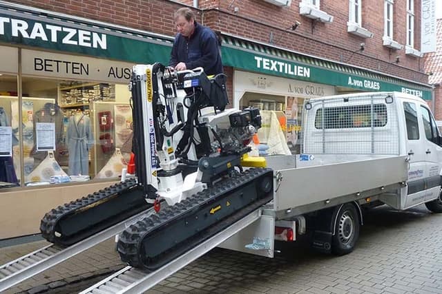 Robby 900 glas plaatsen Robby 900 glasrobot voor het tillen, verplaatsen en plaatsen van glas